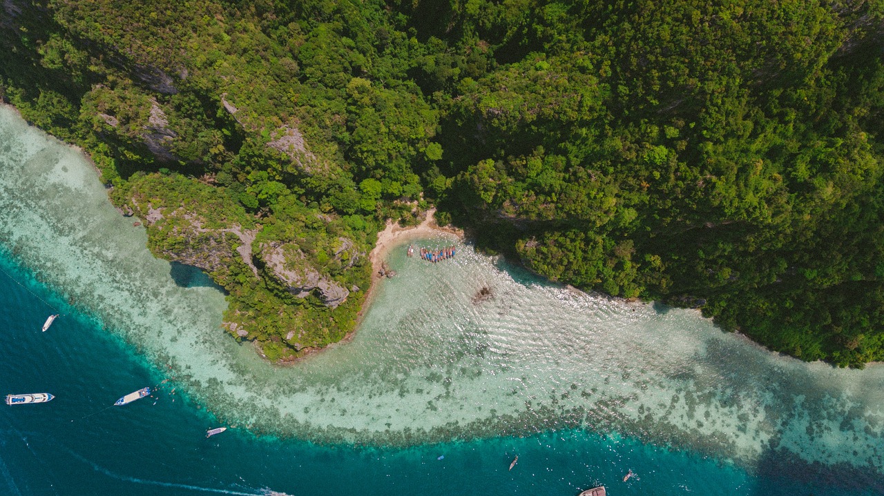 探索最新特级景源，解锁绝美旅行目的地