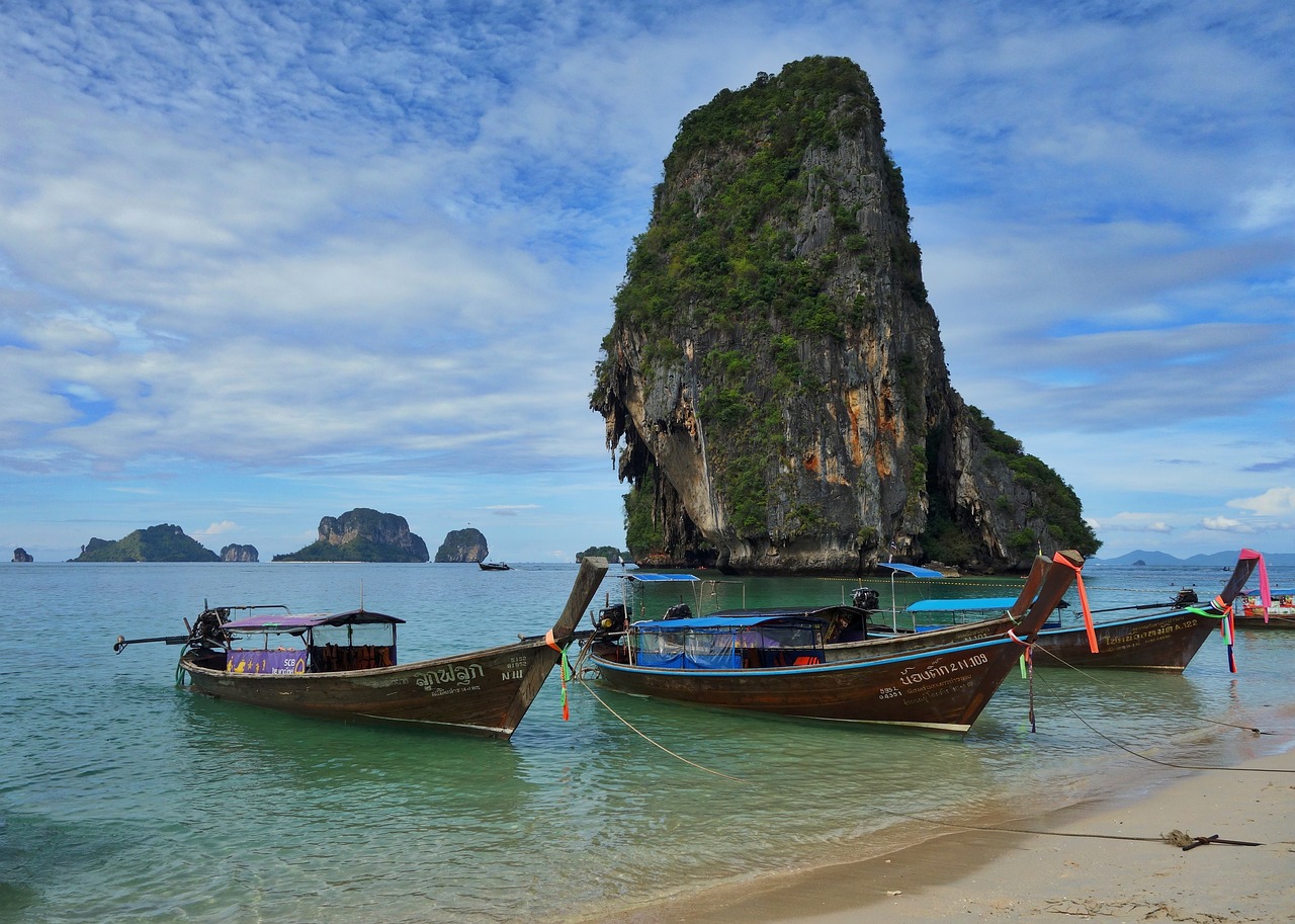 泰国甲米（Krabi）深度游，绝美风光与独特体验