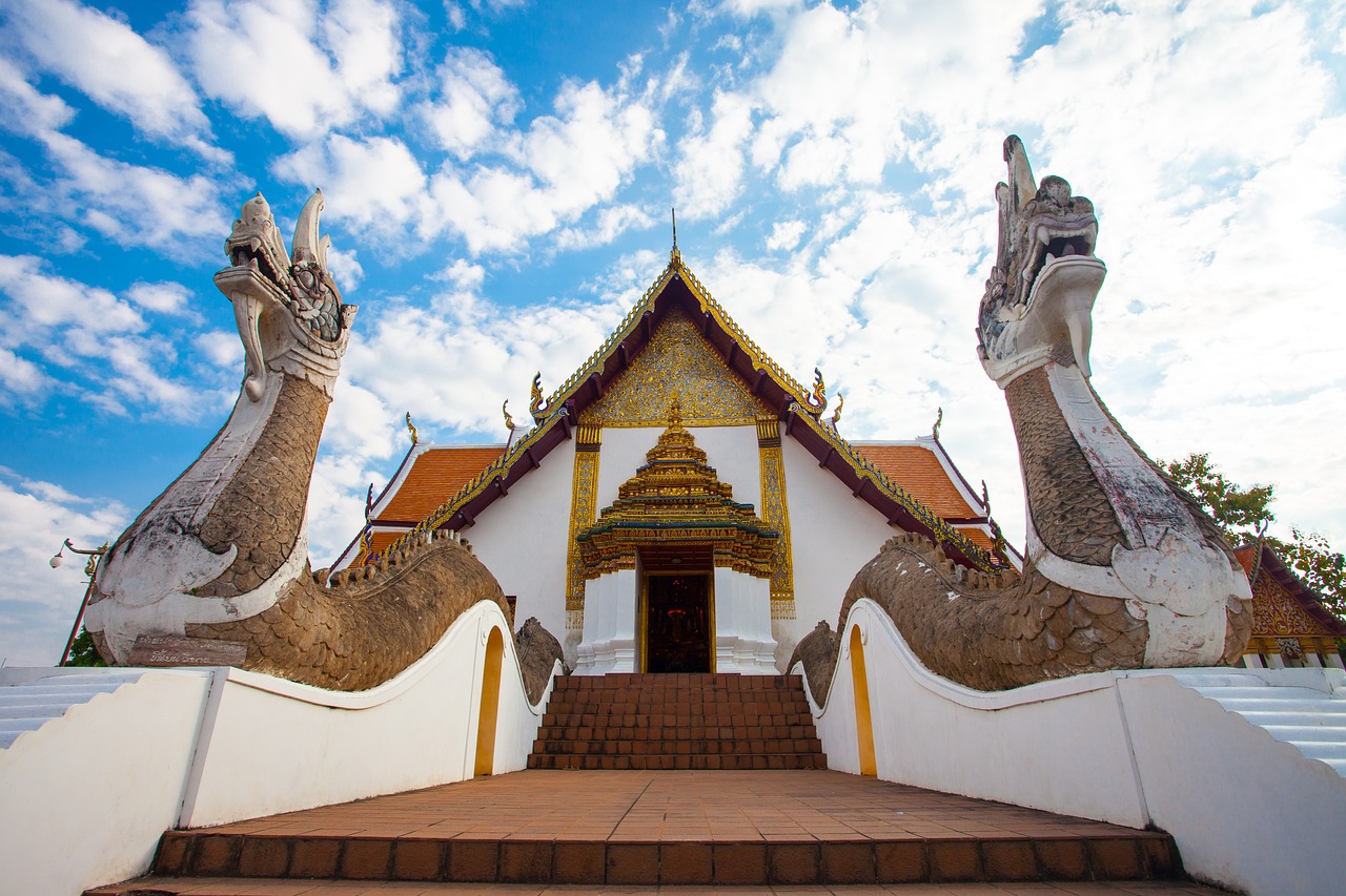 泰国甲米（Krabi）深度游，绝美风光与独特体验